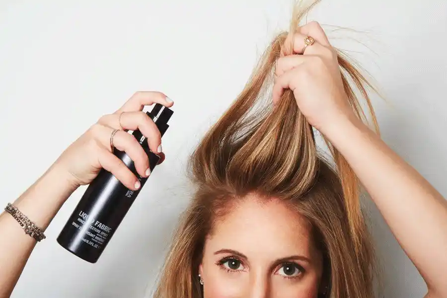 نحوه چگونگی استفاده از اسپری مو